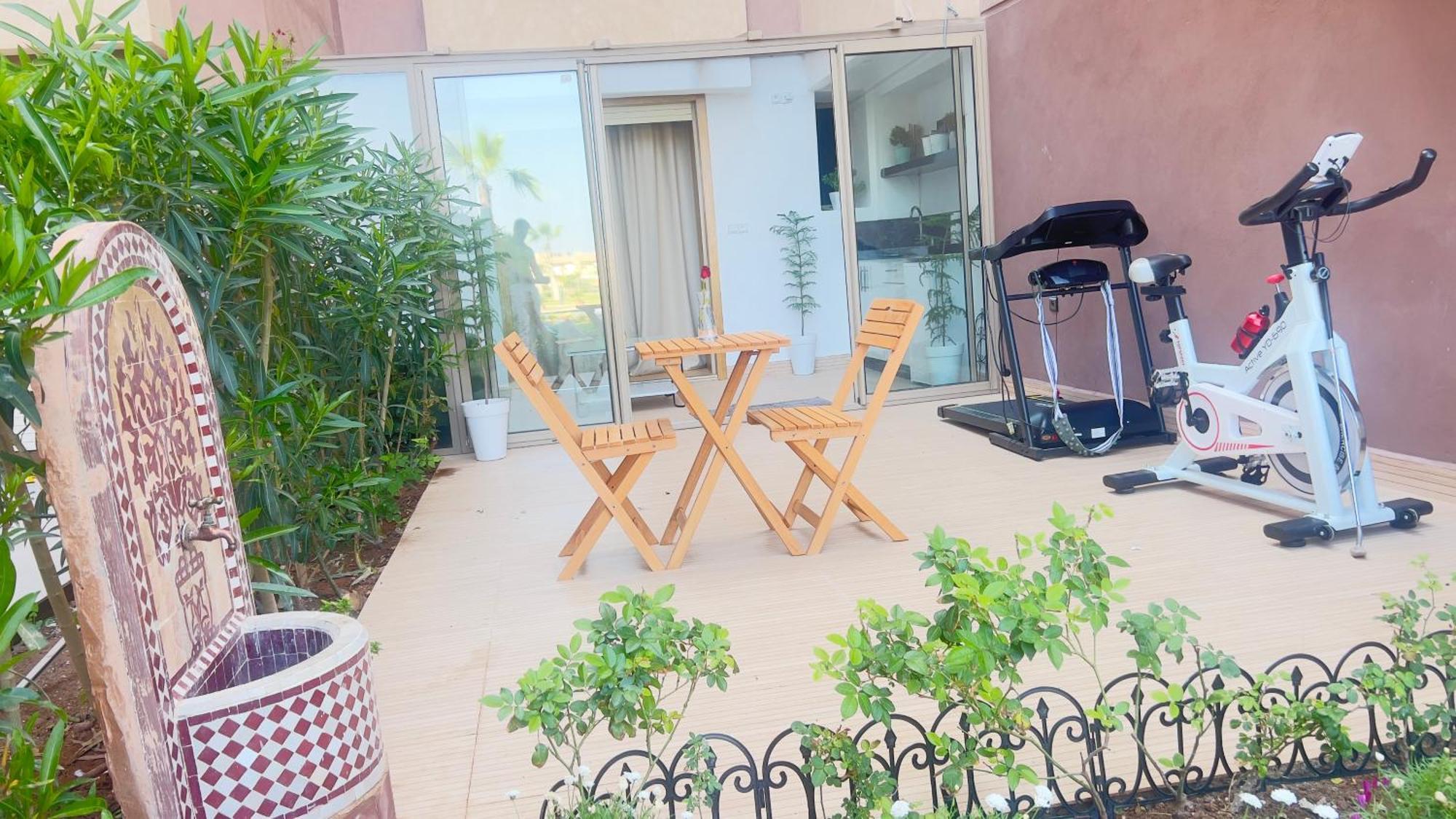 Appartement De Luxe Avec Jardin Vue Sur La Piscine Golf Securise 24H Sur 24 A 5 Minutes De L Aeroport Marraquexe Exterior foto