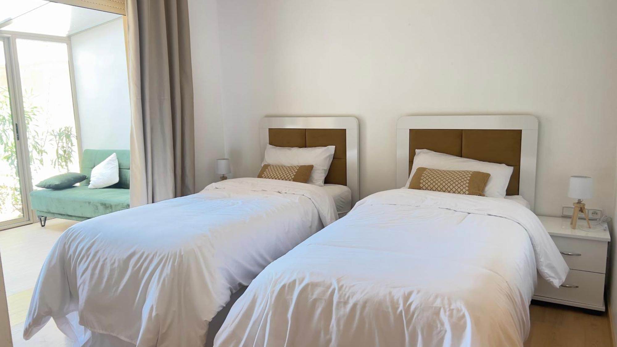Appartement De Luxe Avec Jardin Vue Sur La Piscine Golf Securise 24H Sur 24 A 5 Minutes De L Aeroport Marraquexe Exterior foto