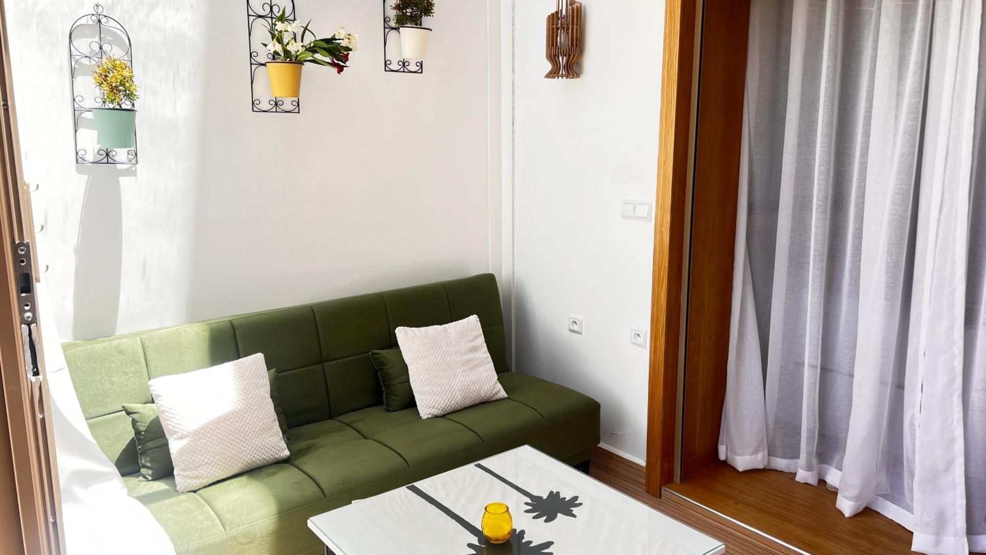 Appartement De Luxe Avec Jardin Vue Sur La Piscine Golf Securise 24H Sur 24 A 5 Minutes De L Aeroport Marraquexe Exterior foto